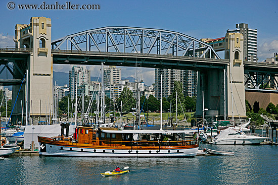 burrard-street-bridge-3.jpg