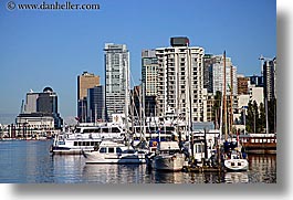 images/Canada/Vancouver/Harbor/harbor-boats-4.jpg