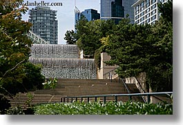 images/Canada/Vancouver/Misc/stairs-n-ftn-5.jpg
