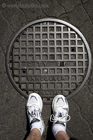 vancouver-manhole-3.jpg