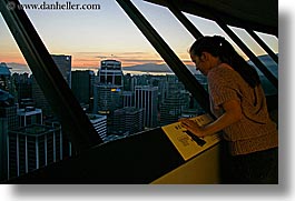 images/Canada/Vancouver/Nite/cityscape-from-harbor-ctr-02.jpg