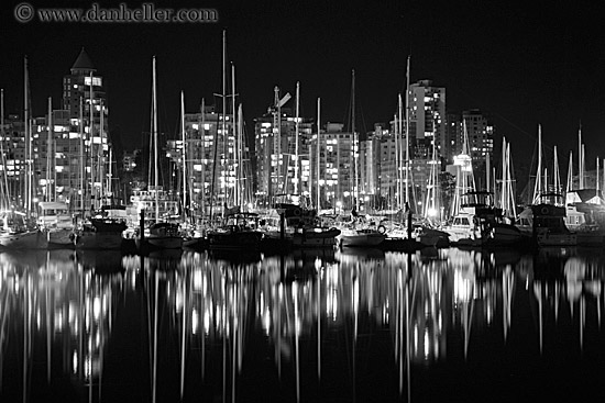 nite-boats-cityscape-3.jpg