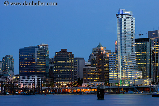 vancouver-cityscape-dusk-4.jpg