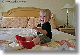 images/Canada/Vancouver/People/Jack/jack-playing-on-bed-10.jpg