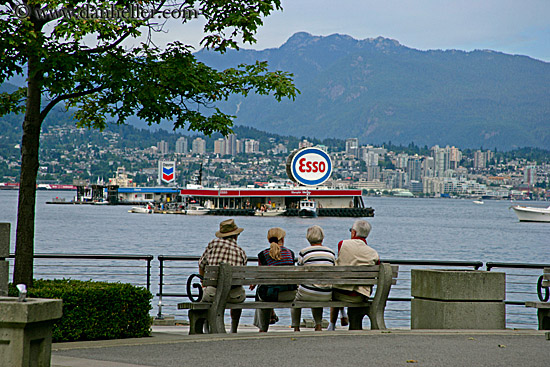 people-viewing-gas_station.jpg