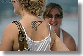 images/Canada/Vancouver/People/piano-tattoo-women.jpg