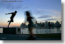 images/Canada/Vancouver/StanleyPark/HarryWinstonStatue/harry-winston-jerome-statue-5.jpg