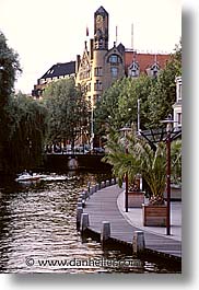 images/Europe/Amsterdam/Waterways/boat08.jpg