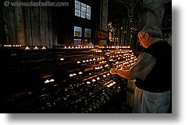 images/Europe/Austria/Vienna/StStephens/st-stephens-candles.jpg