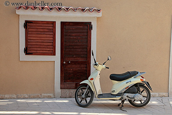 moped-n-door-n-window.jpg