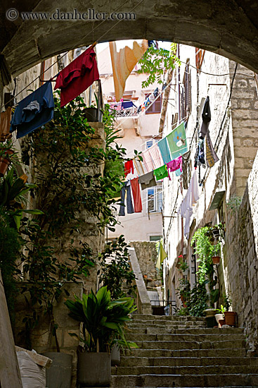 hanging-laundry-12.jpg