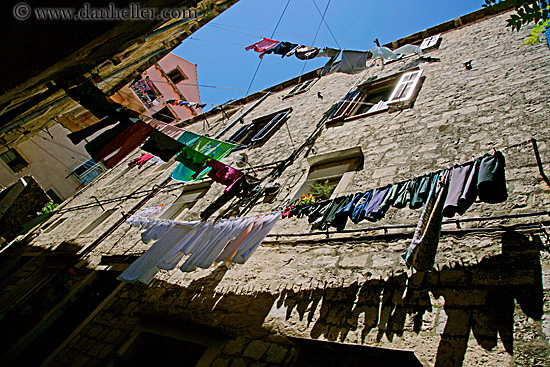 hanging-laundry-15.jpg