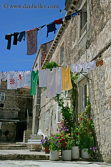 hanging-laundry-24.jpg
