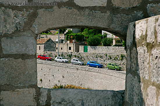 window-to-colorful-cars.jpg