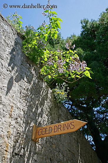 cold-drinks-sign.jpg