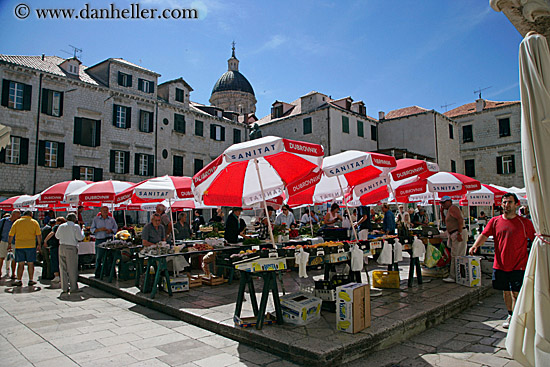 market-n-umbrellas.jpg