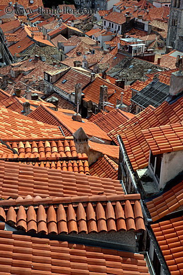 dubrovnik-rooftops-3.jpg