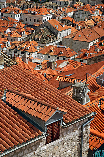 dubrovnik-rooftops-4.jpg