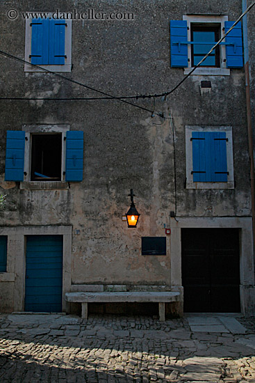 window-n-street_lamp-4.jpg