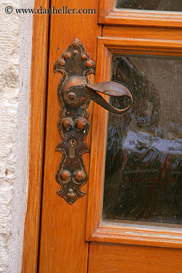 door-handle-1.jpg