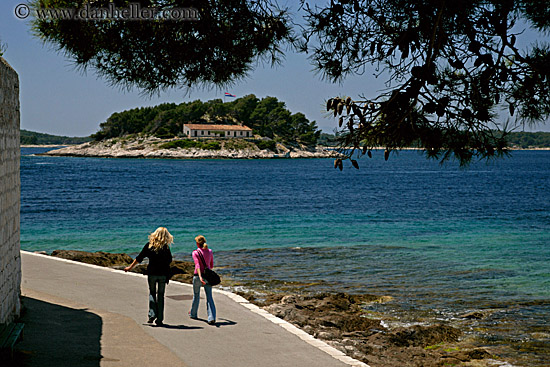 hvar-lagoon-3.jpg