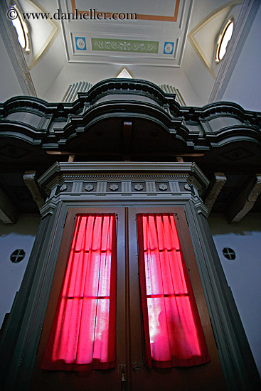 red-curtains-1.jpg