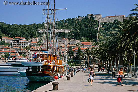 sailboat-n-promenade-1.jpg