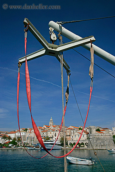 boat-lift.jpg