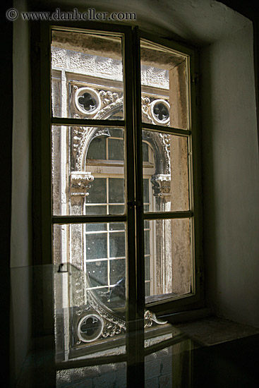 window-viewing-window.jpg