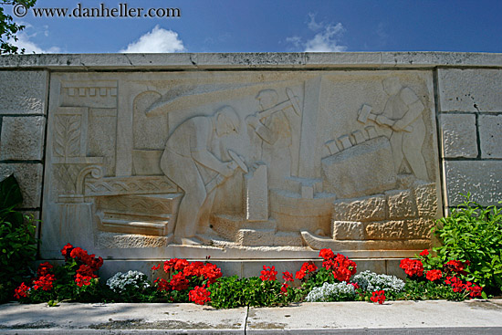 geraniums-n-stone-relief.jpg