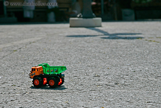 toy-truck.jpg