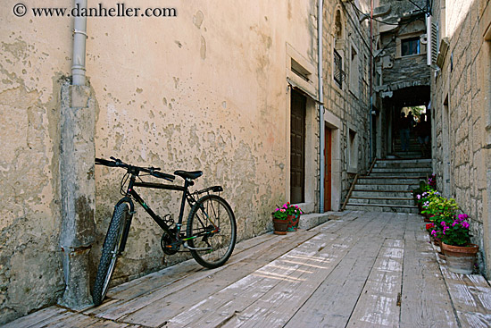 parked-bicycle-3.jpg