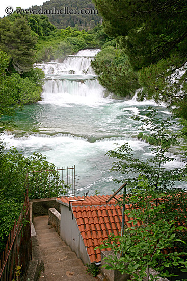 krka-waterfalls-07.jpg