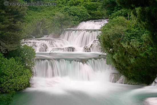krka-waterfalls-08.jpg