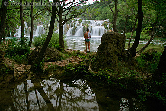 man-viewing-waterfall-3.jpg