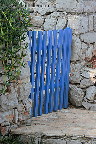 blue-gate.jpg