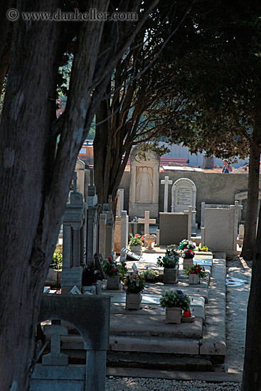 cemetary-11.jpg