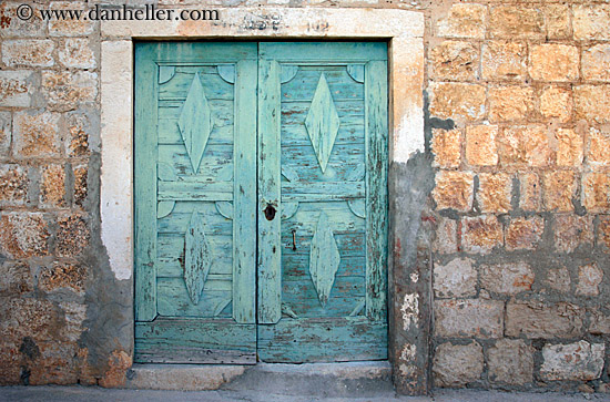 old-green-door.jpg