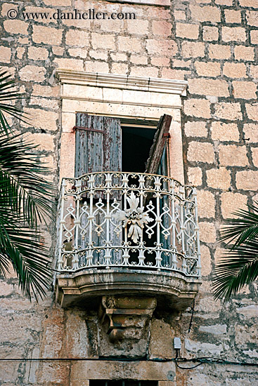 stone-balcony-1.jpg