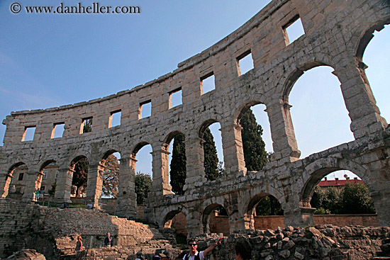 roman-amphitheater-cloisters-1.jpg