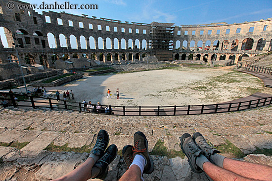 roman-amphitheater-n-legs-1.jpg
