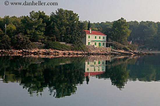 house-n-water-reflection-1.jpg