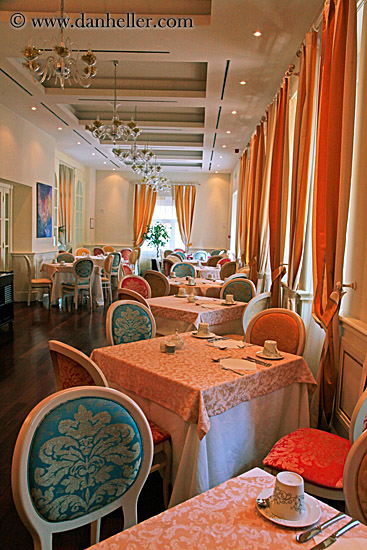 dining-room-2.jpg