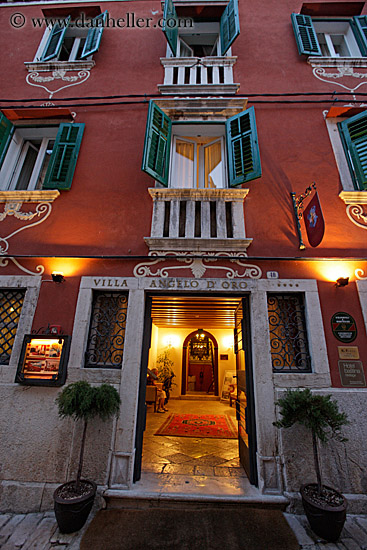 hotel-exterior-3.jpg