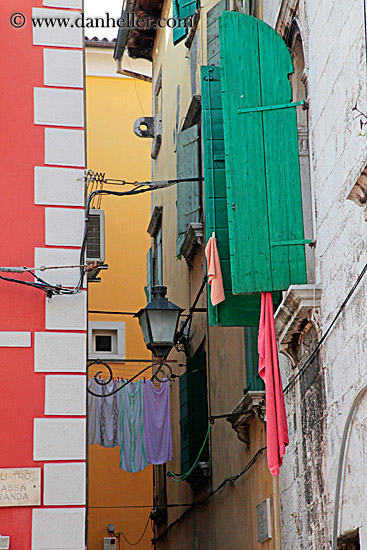 colorful-scene-w-hanging-laundry.jpg