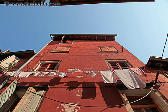 hanging-laundry-upview-1.jpg