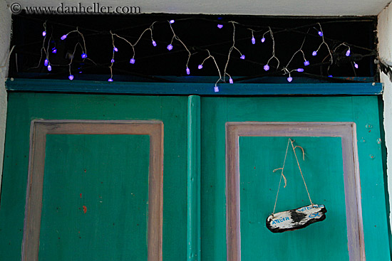 sign-door-n-pin-lights.jpg