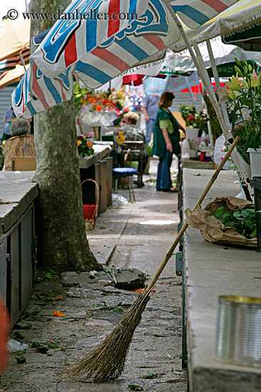 broom-n-umbrella.jpg