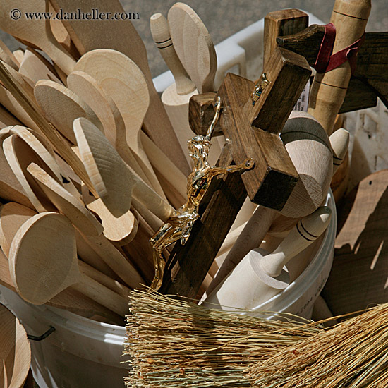 jesus-n-wooden-spoons-1.jpg