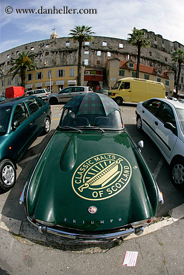 green-triumph-car-w-umbrella-3.jpg